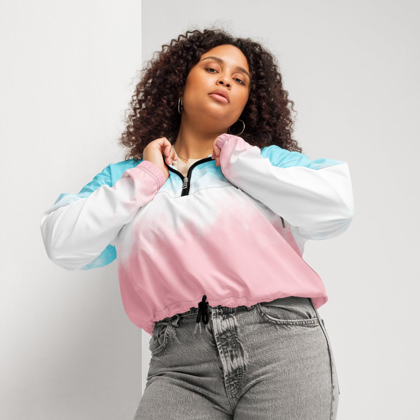 Jhanka BreezyBliss - Women’s cropped windbreaker